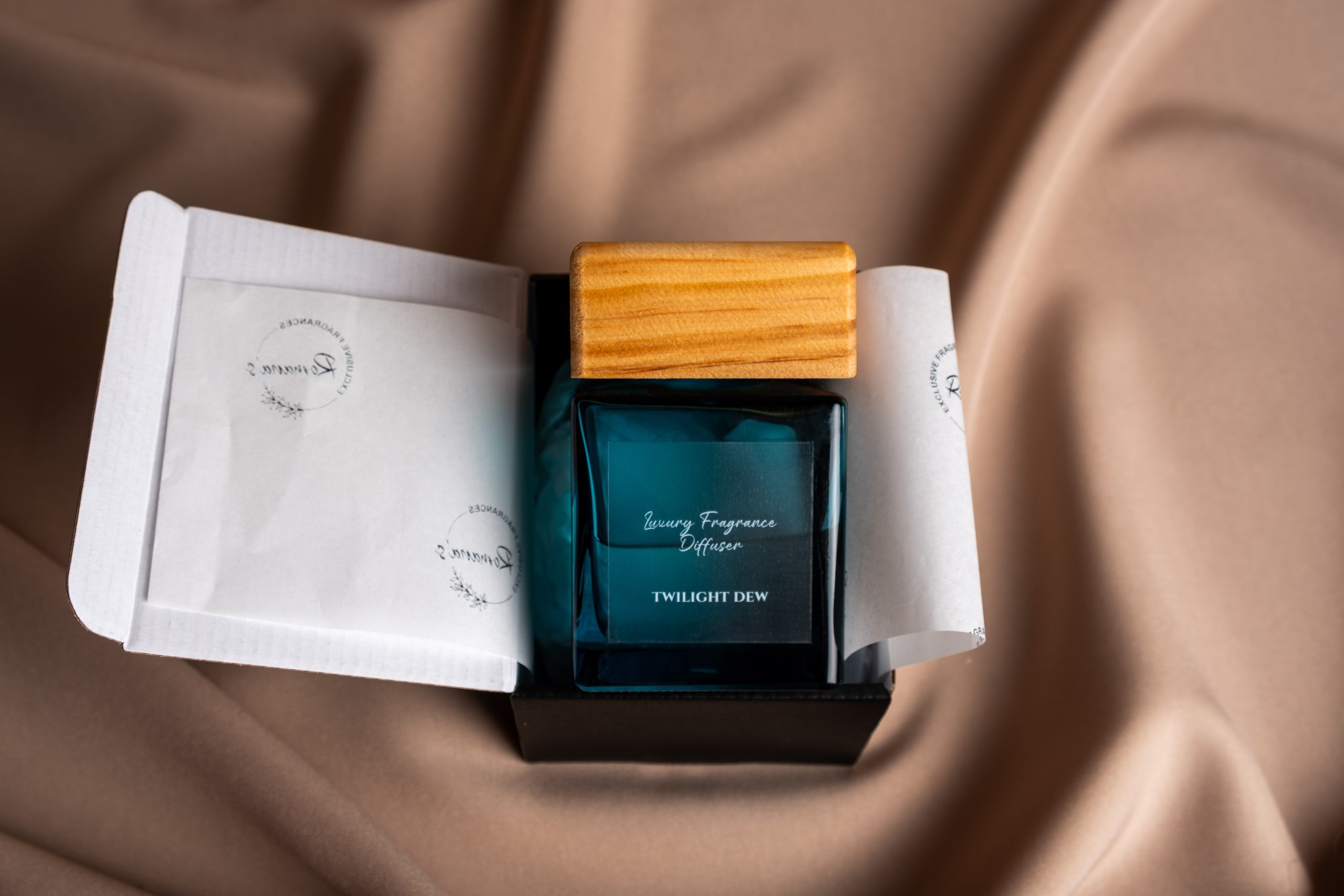 Special Launch Edition - Azure Blue Wooden Top Fragrance Diffuser - Image 3